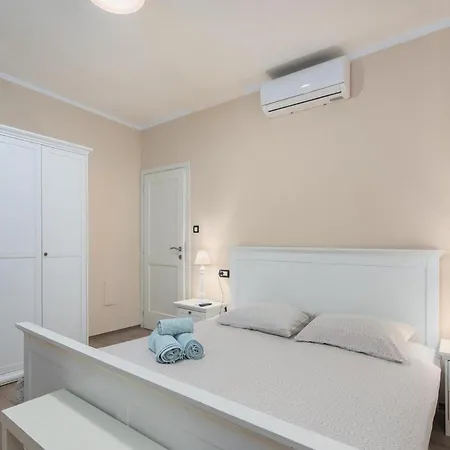 Perhat * Poreč